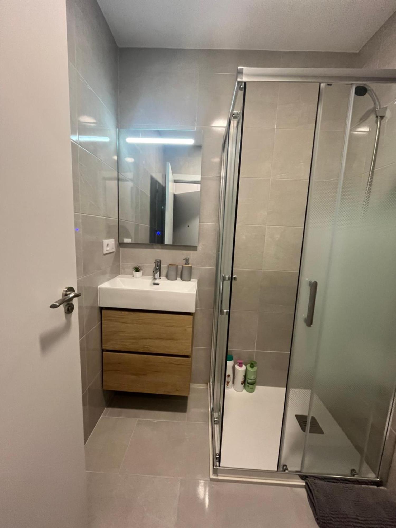 Apartamento Leon Centrico, Moderno Y Muy Equipado Almansa Buitenkant foto